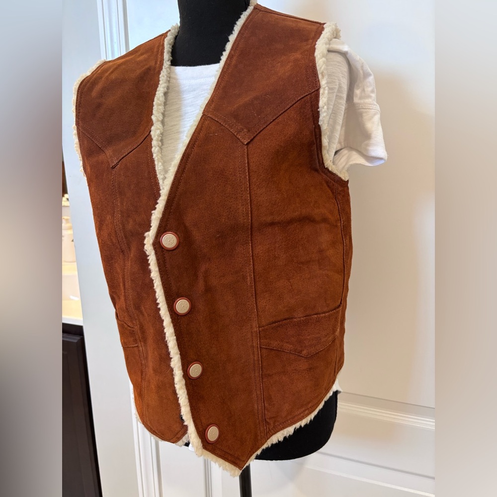 Vintage Leather Cozy Lined Vest - Picture 1 of 6